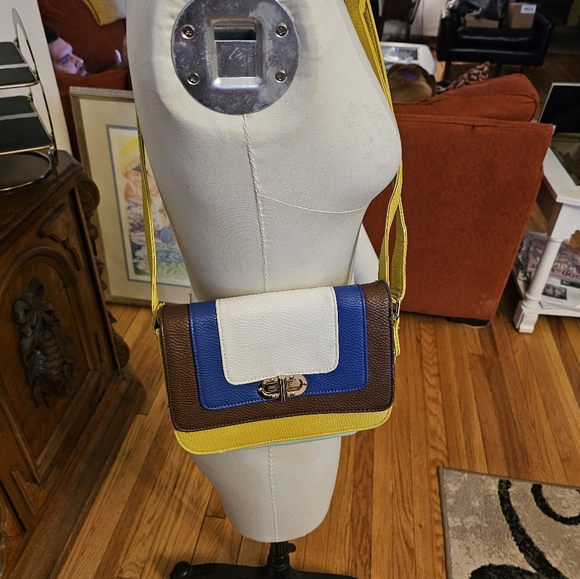 Big budah cross body bag. Color block adjustable strap - Picture 3 of 3